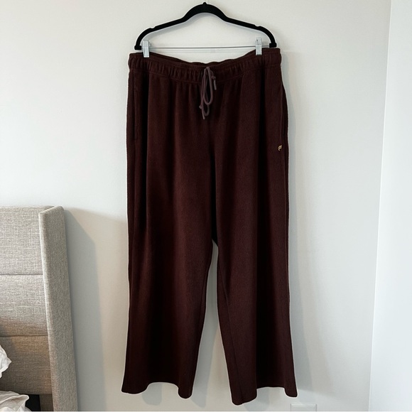 Fabletics Cozy Cord High-Waisted Wide Leg Pant Women's Brown Cacao Size XXL - Picture 7 of 11